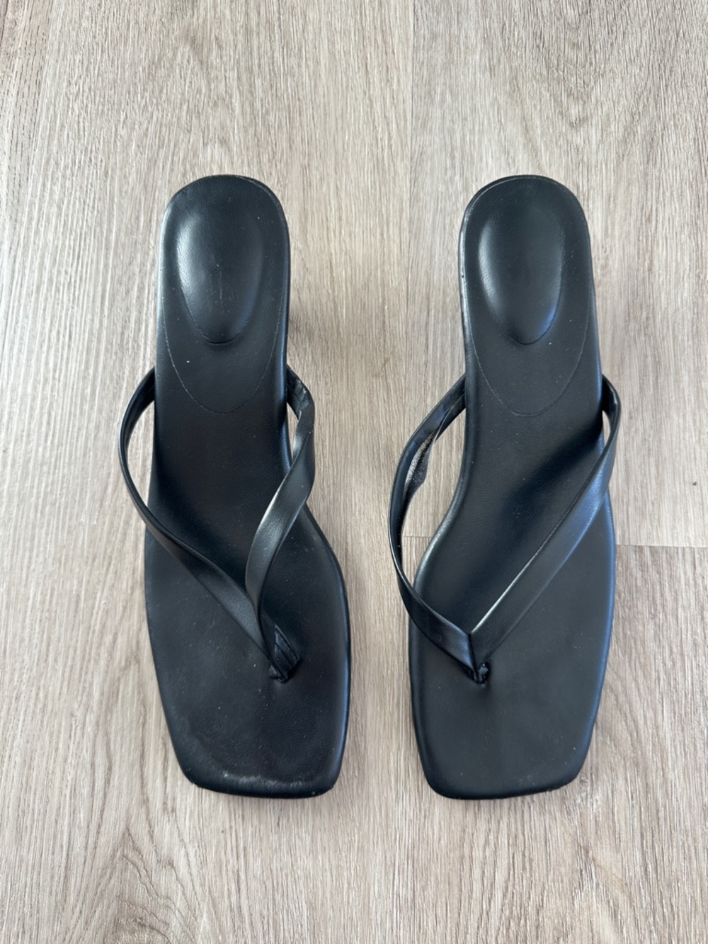 Minimal Black Square-Toe Women's Flip Sandals